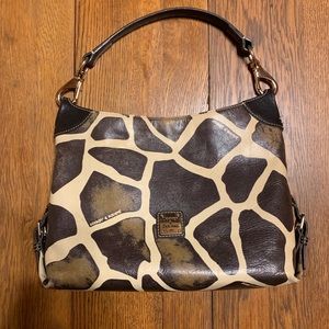 Giraffe print shoulder bag